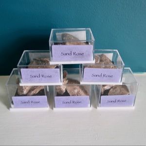 🌈 Sand Rose Mini Box 🌸 3/$14